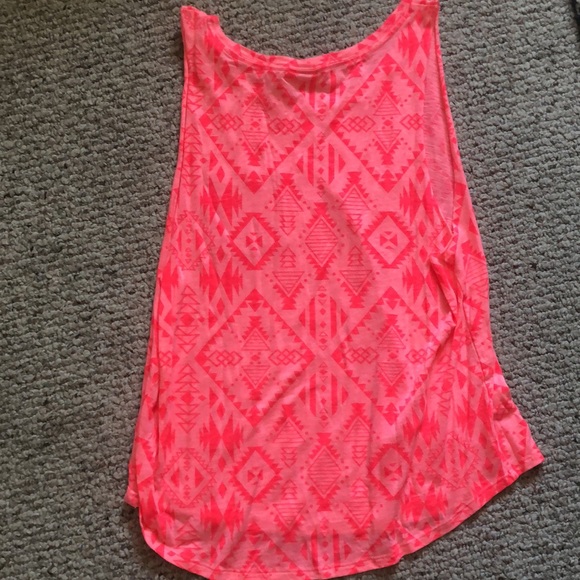 VS Pink Tribal Tank - Picture 3 of 3